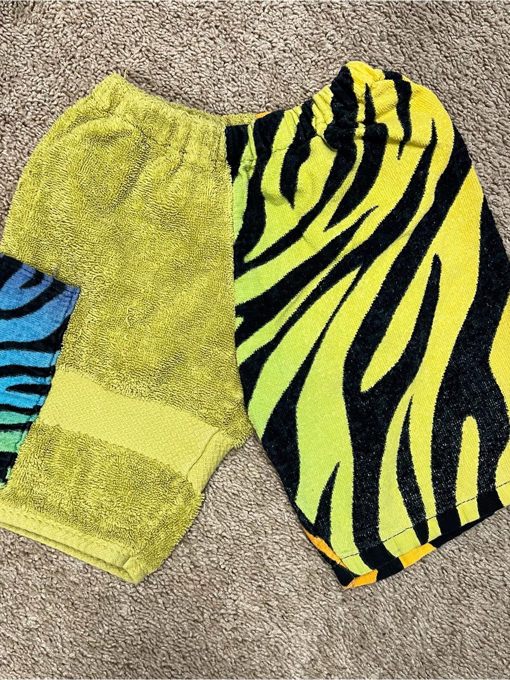 Kiki’s Nation Kids Swim Towel Shorts Size XS